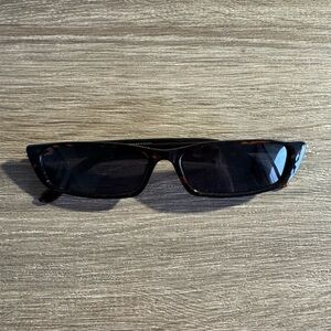 Super slim women's sunglasses